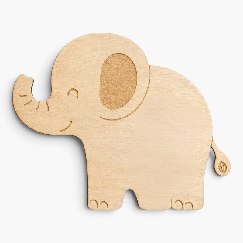 Faire-part éléphant en bois gravé au prénom de Luna